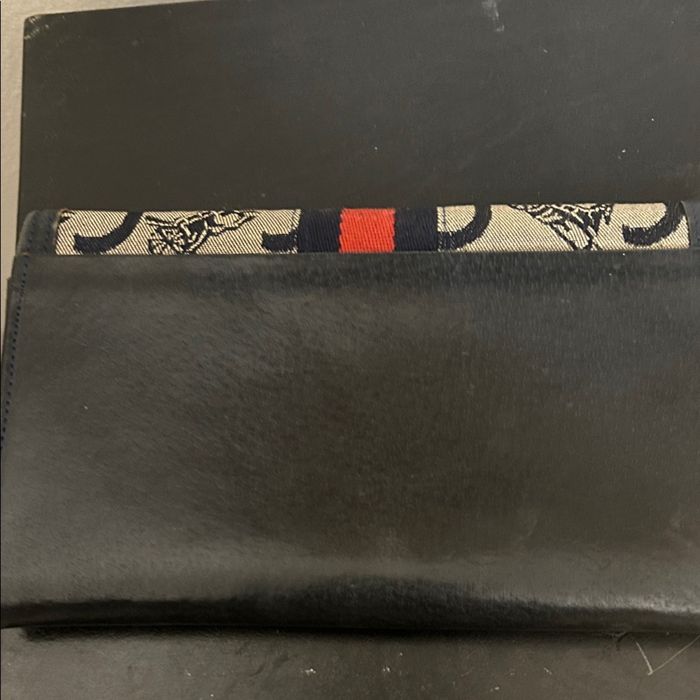 Celine Vintage Canvas Clutch with Horse and Carriage Print - Picture 3 of 14